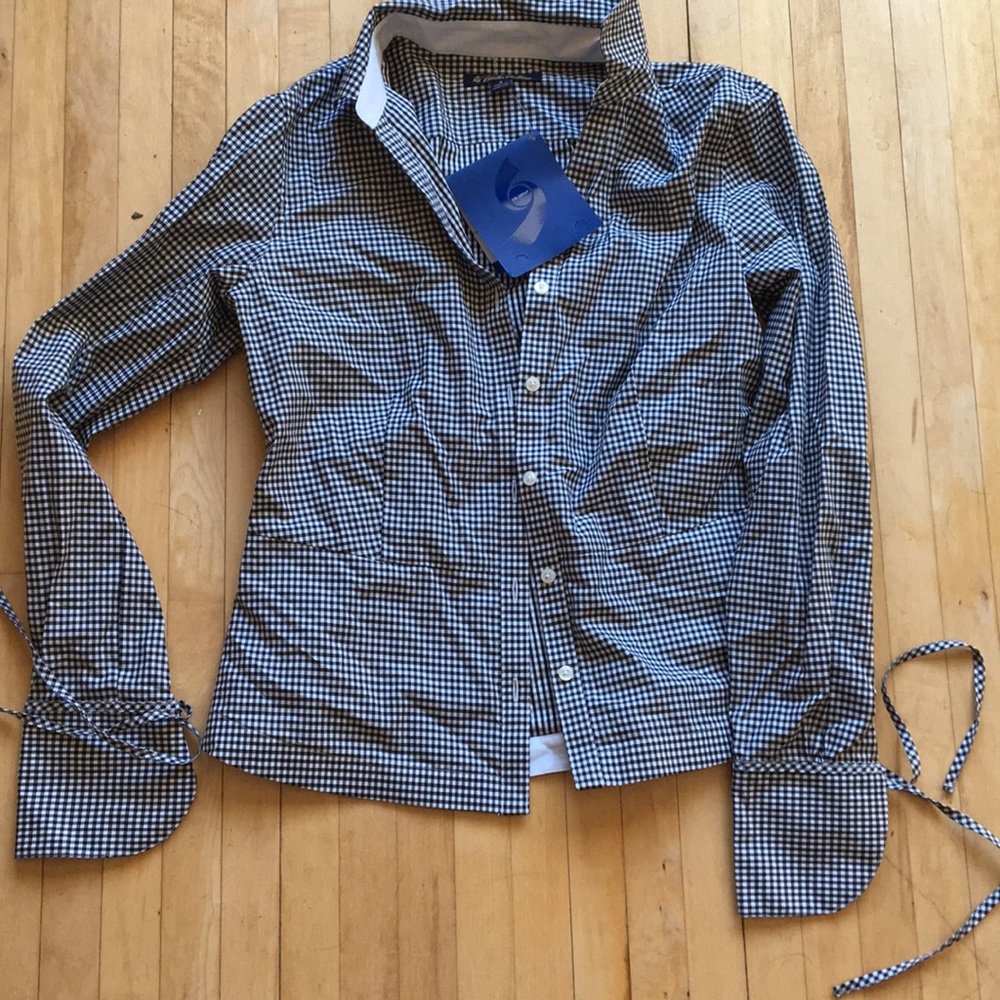 checked blouse